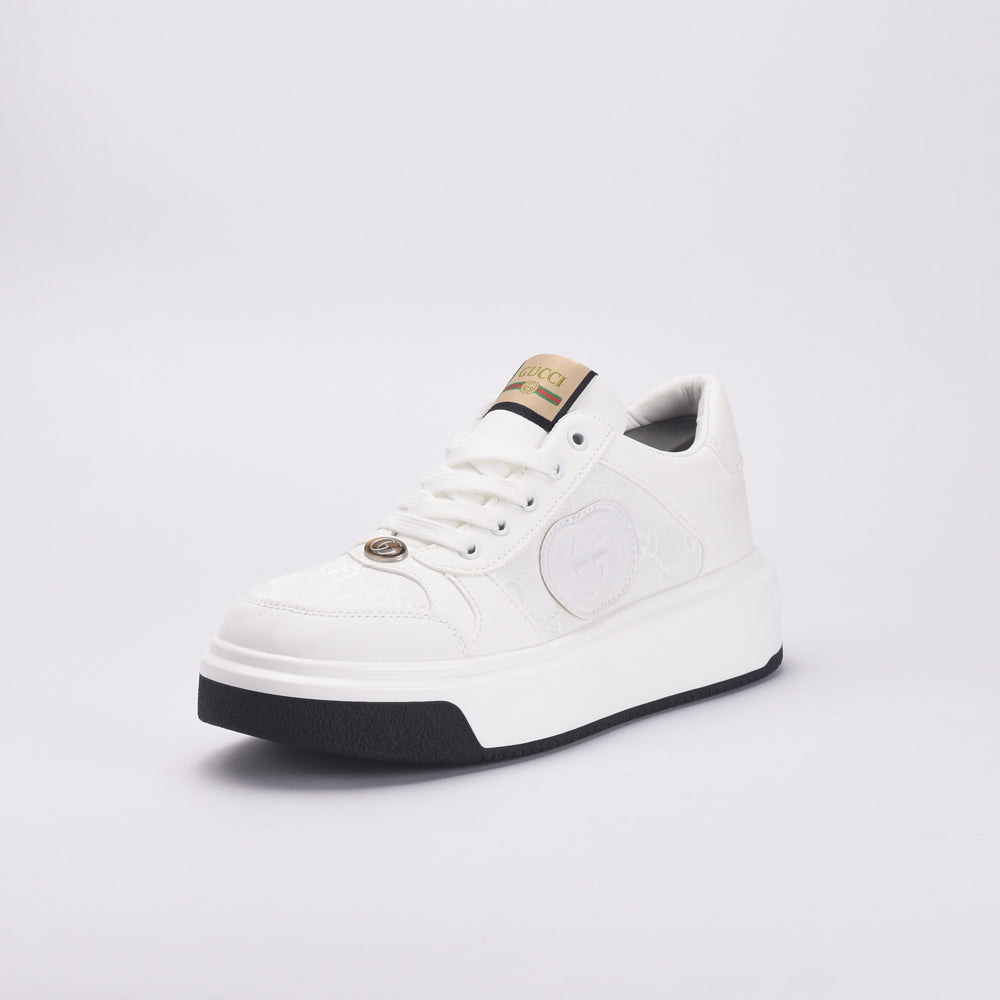 G.u.c.c.i blanches