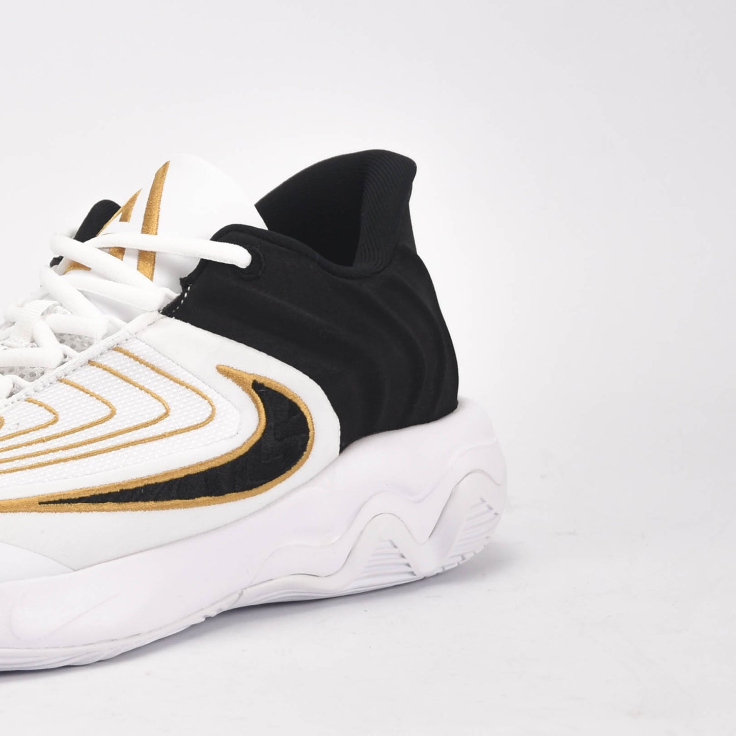 Nike Giannis Immortality 4 Original