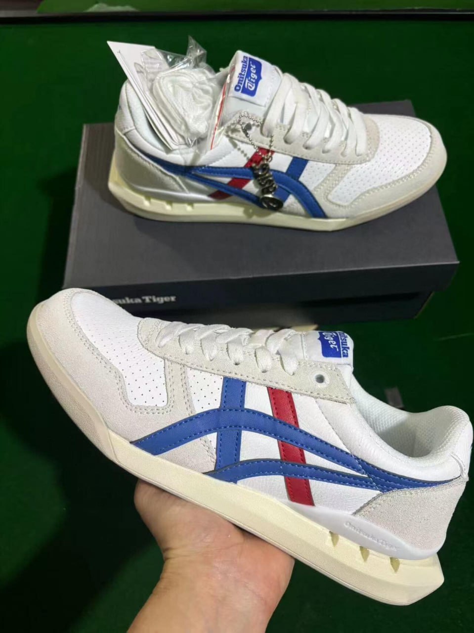 ASICS ONITSUKA TIGER ULTIMATE 81 EX 1183B510-101