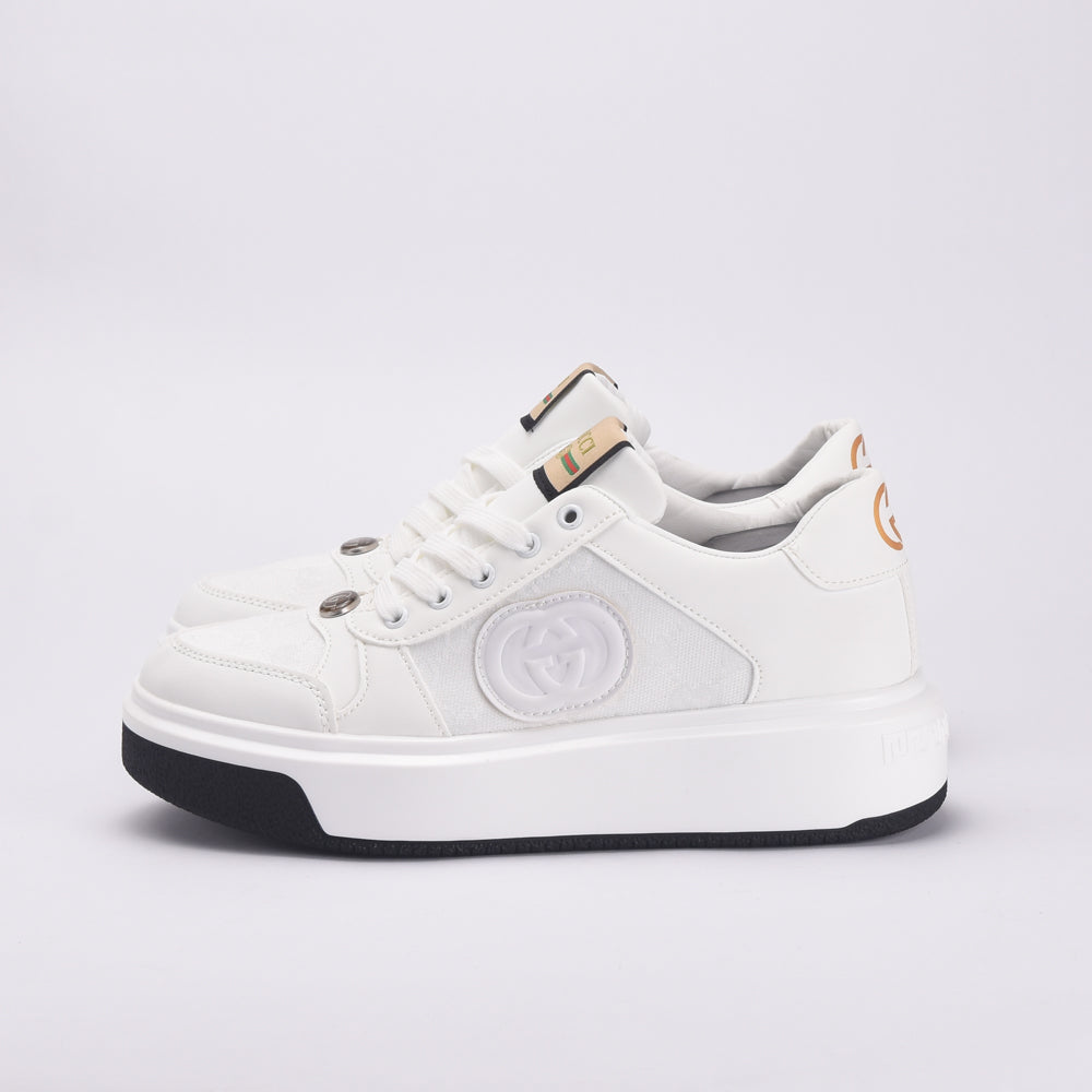 G.u.c.c.i blanches