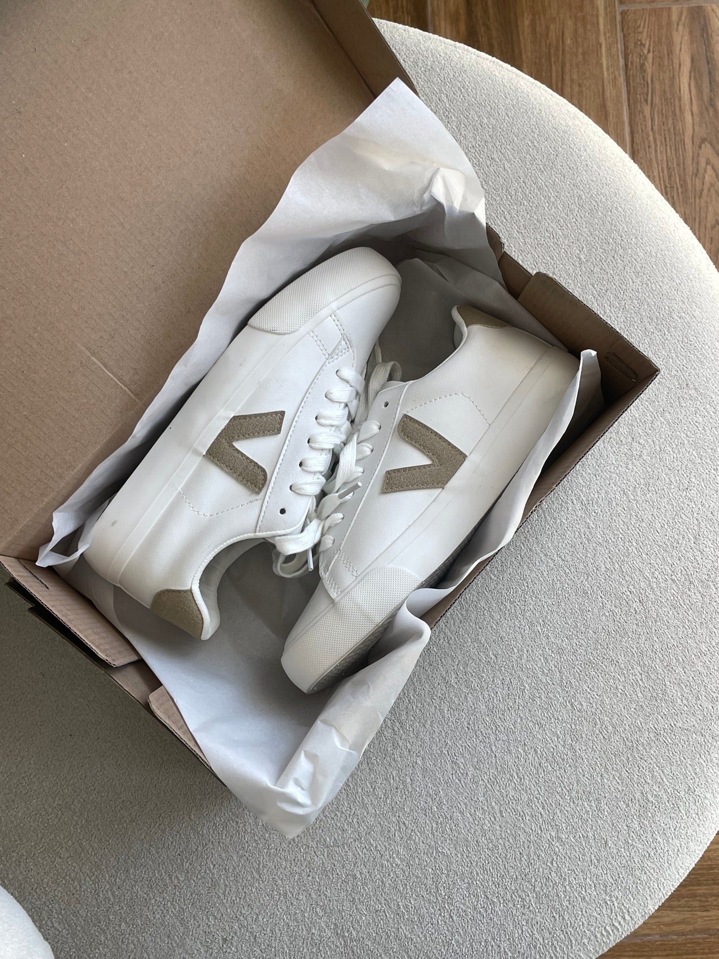 VEJA sneakers (Blanche khaki)