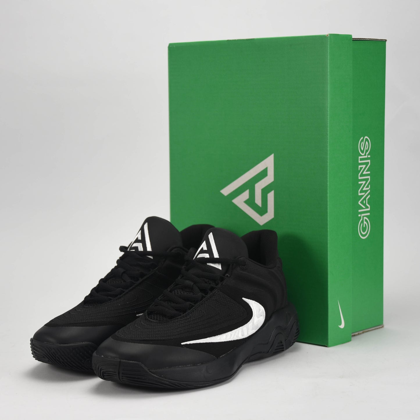 Nike Giannis Immortality 4 Original