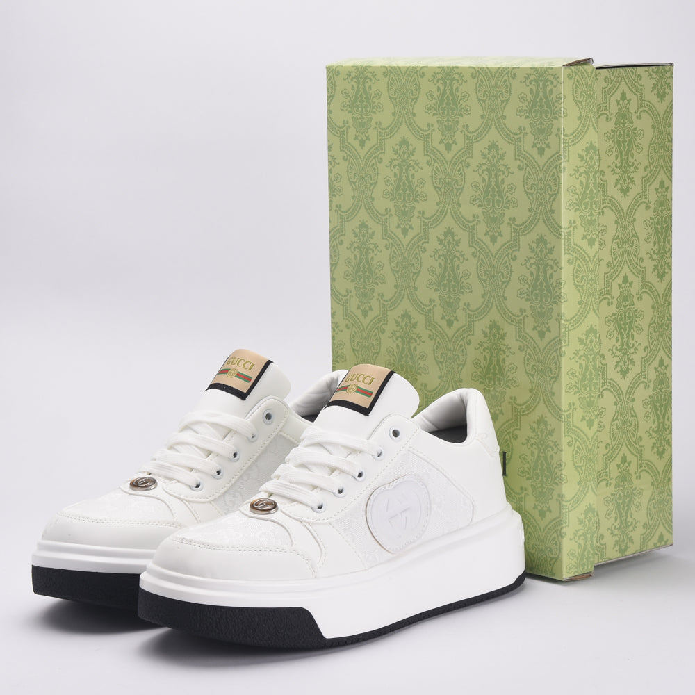 G.u.c.c.i blanches