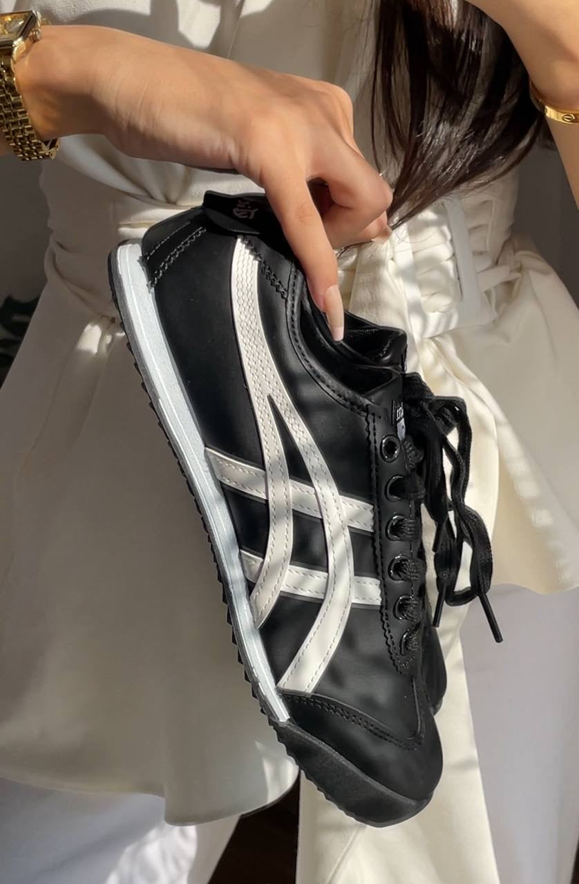 Asics onitsuka tiger 66 black edition
