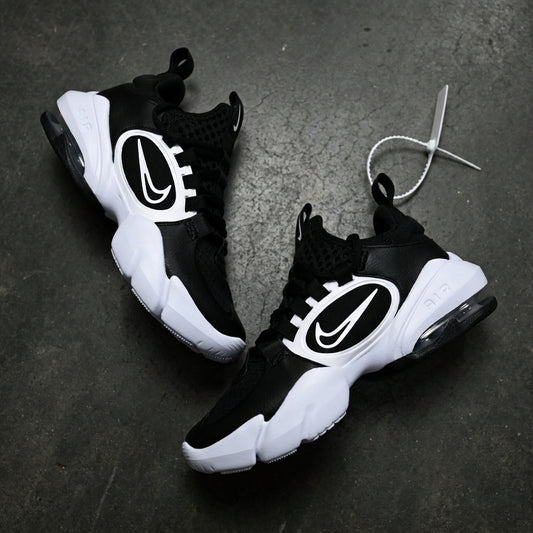 Nike Air Max Alpha Savage 2 - Black/White