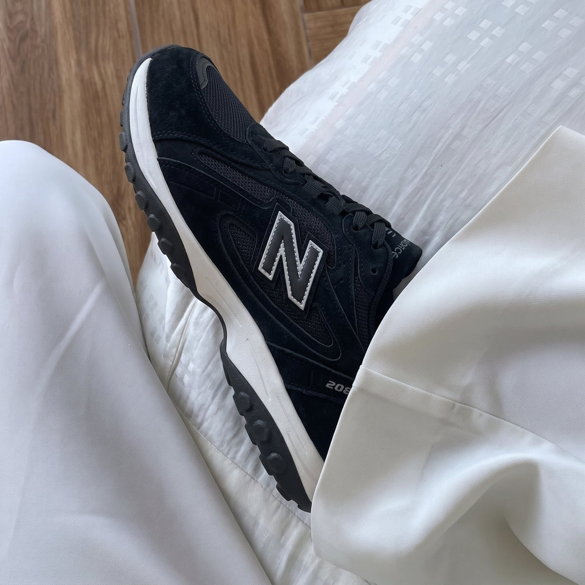 New Balance 208L Noir (Femme)