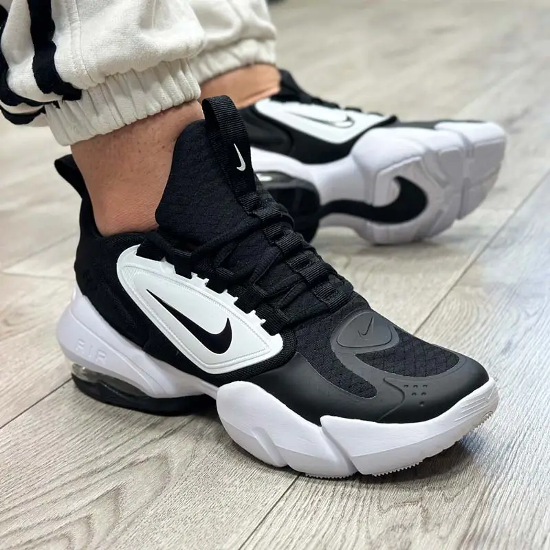 NIKE AIR MAX ALPHA SAVAGE Original