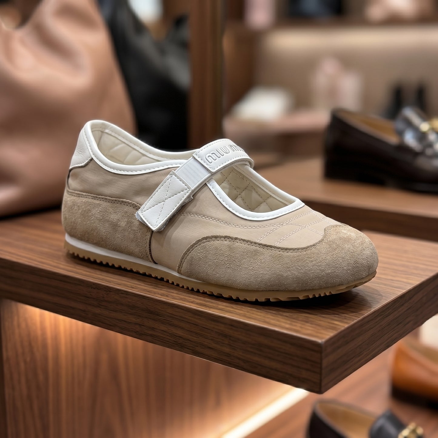 Miu Miu Sneakirina Beige
