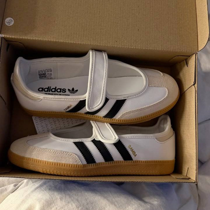 SAMBA JANE WHITE&BLACK