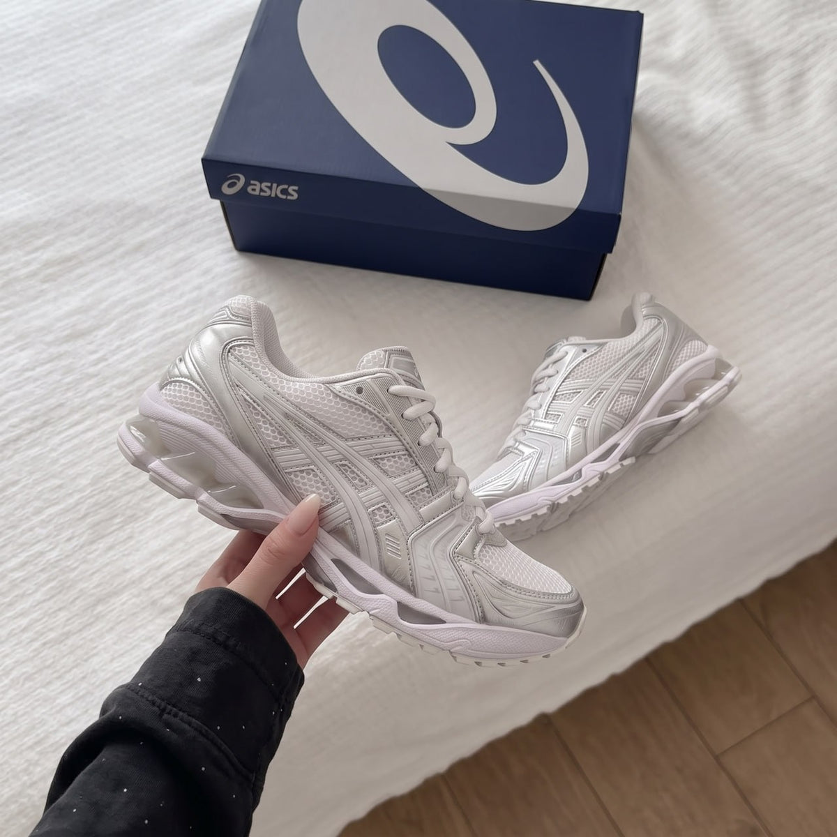 Asics gel kayano 14 Silver edition (Femme)